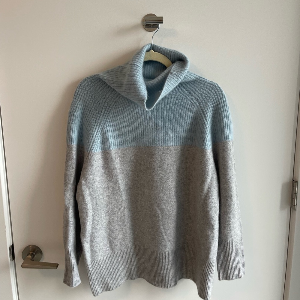 Nordstrom Signature Cashmere Turtleneck Sweater In Light Blue And Gray
